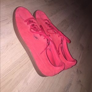 All red suede gum bottom puma tennis shoes
